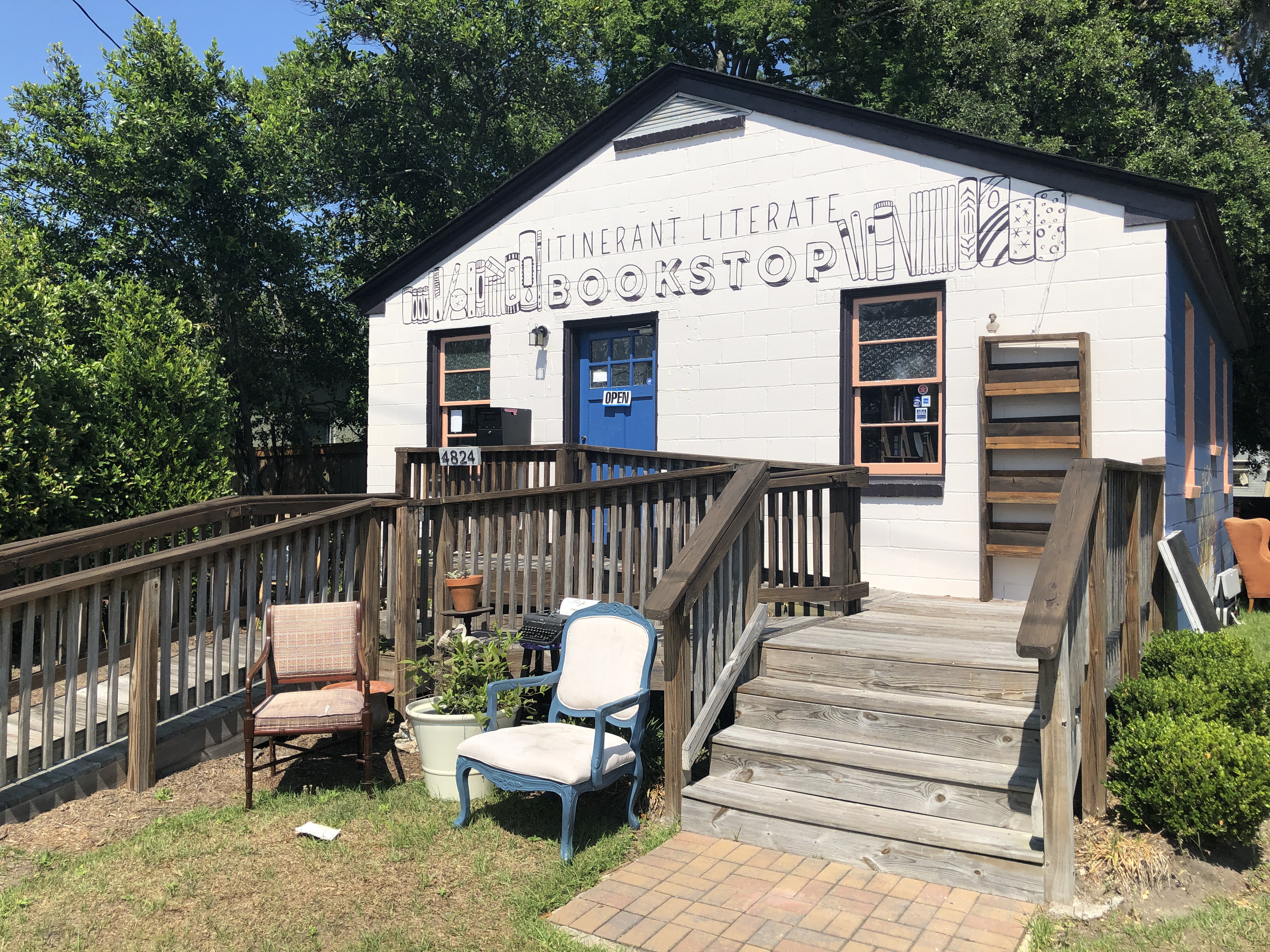 Itinerant Literate Bookstop - Park Circle