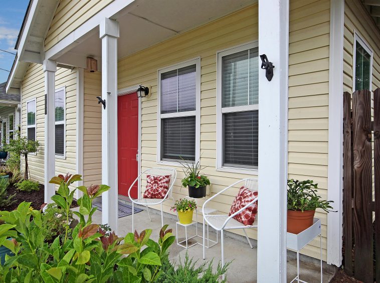 4151 St Johns Ave - Park Circle Home for Sale - Real Deal with Neil