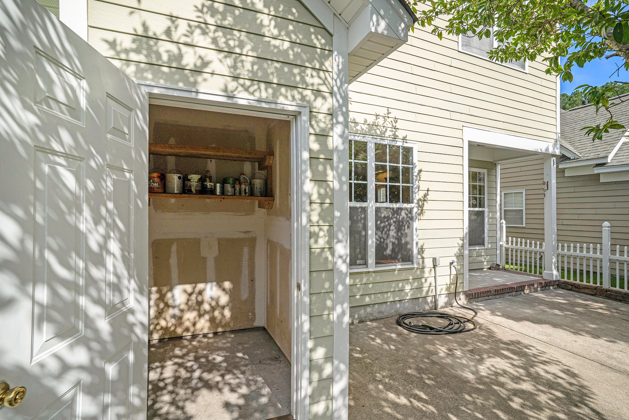 103 Blue Bonnet St - Back Attached Storage Shed