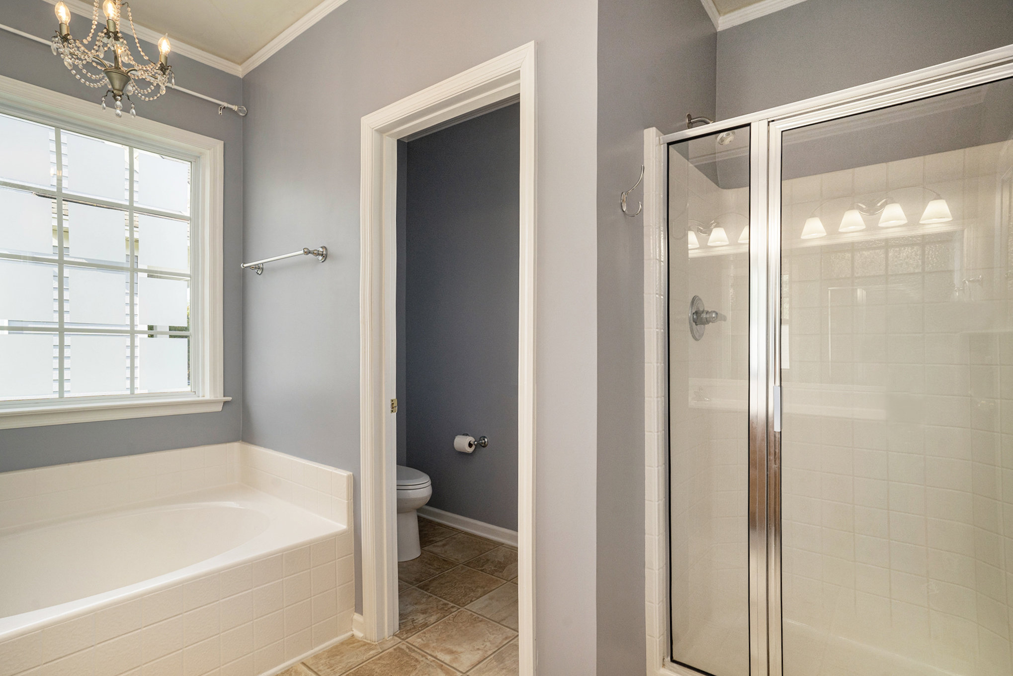 103 Blue Bonnet St - Primary Bedroom Ensuite