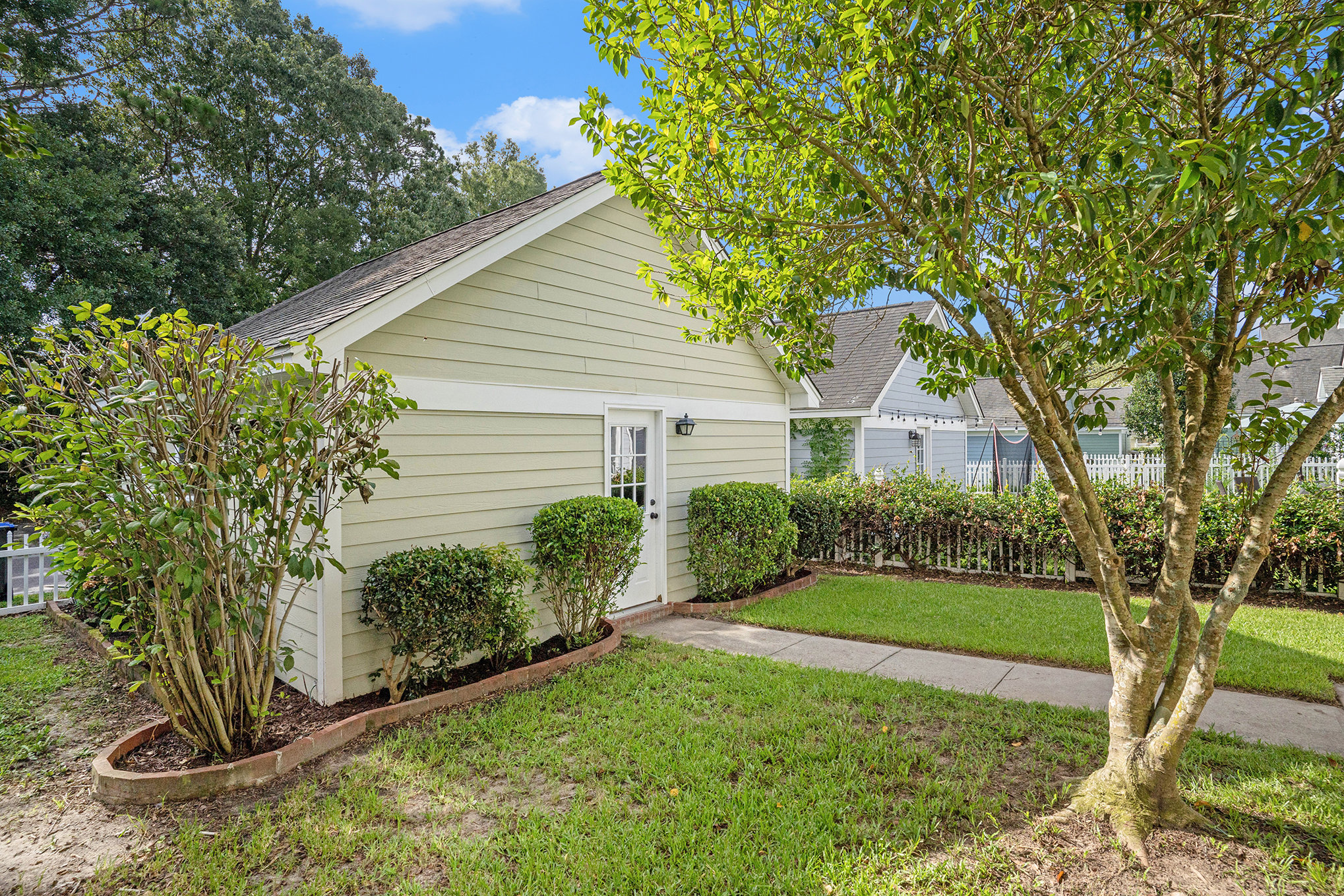 103 Blue Bonnet St - Backyard