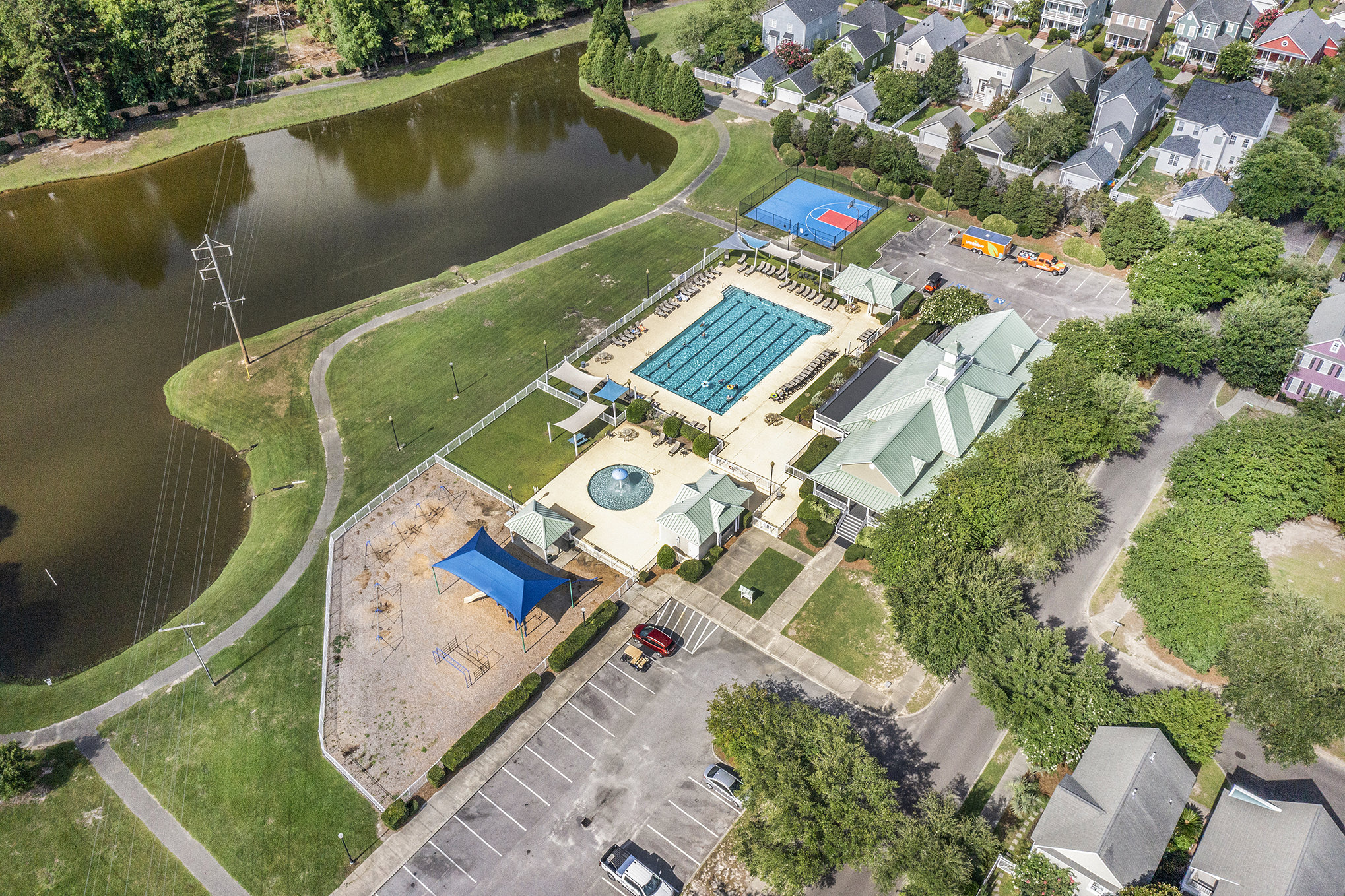 White Gables Pool, Clubhouse and Basketball Court