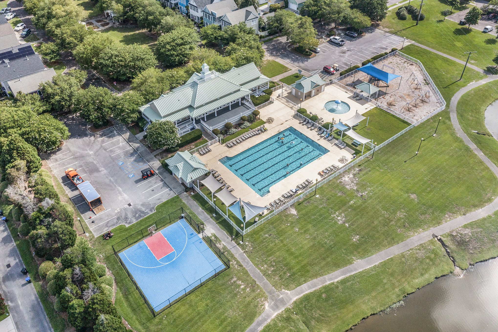 White Gables Pool, Clubhouse and Basketball Court